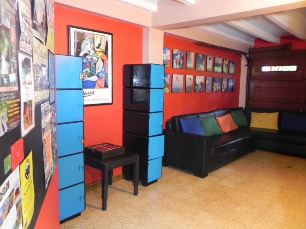 Hostal Tamarindo Itagui Exterior foto